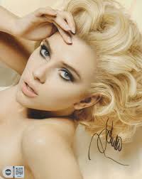 Julie Benz from Jawbreaker, Dexter, & Rambo Sexy Near Nude Signed 11x1