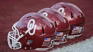 Oklahoma redshirt senior spencer jones tweeted tuesday afternoon that he's been placed on scholarship. Oklahoma Wide Receiver Spencer Jones Picks Fight With Mma Trained Person Nearly Loses Eye Sporting News