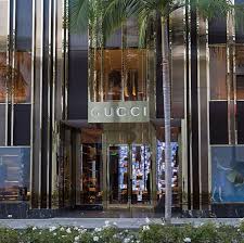 Rodeo drive is so famous that you might think you know everything you need about it already. Rodeo Drive Beverly Hills Rodeo Drive Beverly Hills Rodeo Drive High Street Shops