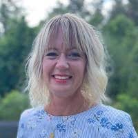 40+ "Linda Ericsson" profiles