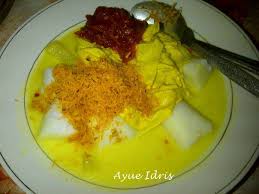 Semuanya ada di sini, mulai dari masakan tahun baru hingga menu lebaran. Menu Wajib Hari Raya Aidilfitri Ayue Idris