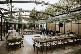 See Galleria Marchetti A Beautiful Downtown Chicago Wedding Venue Find Prices Detailed Info Chicago Wedding Venues Downtown Wedding Downtown Wedding Venues