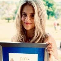 Melanie Hyde's Instagram, Twitter & Facebook