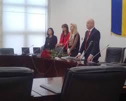 Firma îşi concentrează activitatea pe asigurarea de servicii de formare profesională, completată de servicii de informare şi consiliere. Consiliul Judetean Buzau Implementeaza Un Program De Interventii Integrate Pentru Someri Din Luna Octombrie Continua Cursurile Gratuite De Pregatire Profesionala
