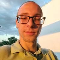 100+ "Collier" profiles