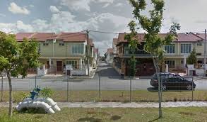 The nearest airport is kuala lumpur international airport, 30 miles from the family stay. Terrace For Auction At Taman Pelangi Semenyih 2 Bandar Rinching Land