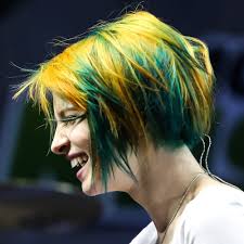 See more ideas about hair, auburn hair, hair styles. Hayley Williams Of Paramore S Best Hair Colors Cuts And Styles See Photos Allure