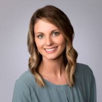 Erin Rinehart's Instagram, Twitter & Facebook