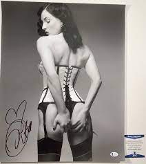 Dita Von Teese Autographed 16x20 Photo Signed Playboy Burlesque Beckett COA  | eBay