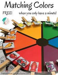 Here's a collection of 20 simple, fun and playful colour themed activities for preschoolers to enjoy! Matching Colors When You Only Have A Minute Liz S Early Learning Spot Preschool Colors Preschool Activities Toddler Activities