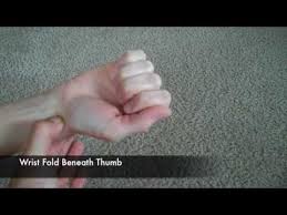 Do You Have Trouble Falling Asleep Try These Four Acupressure Points And Don T Be Surprised If Yo In 2020 Pressure Points For Sleep Pressure Points Acupressure Points
