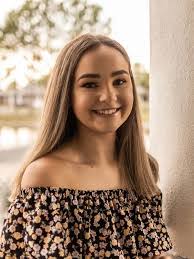 Alyssa Eldridge's Instagram, Twitter & Facebook