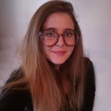 Sarah Shinn's Instagram, Twitter & Facebook