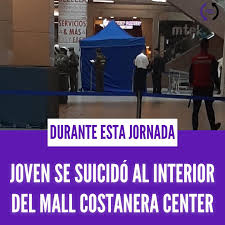 Con 268 000 m² de superficie total y 173 000 m² arrendables, es el segundo centro comercial más grande de sudamérica en área arrendable. Facebook
