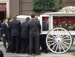 The aaliyah funeral was one of the most difficult events to write about. Undefined Undefined Site Hosted By Angelfire Com Build Your Free Website Today On August 31 2001 A Horse Drawn Carriage Carried R B Star Aaliyah S Coffin To The Funeral Home Like The Princess Was People To Attend The Services Were Family And Friends