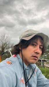 พอดีเข้าห้องน้ำอยู่ครับ...  ของนอกเขามีอะไรกันครับ😶‍🌫️👁️🌲#ภูทับเบิกหน้าฝน #แคมป์คนเดียว #vw #vanlife