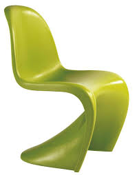 This S Shaped Chair Green Is Reminiscent Of The Classic Mid Century Modern Panton S Chair By Danish Designer Verner Green Chair Side Chairs Dining Side Chairs