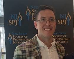 Lee Baggett Announces Forthcoming Release of New Album 'Anyway,' Out  September 30th via Perpetual Doom — Look at my records!