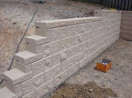 Retaining Wall Concrete Blocks Australian Retaining Walls Heron Concrete Block Retaining Wall Coomera Backyard Pinterest Garten