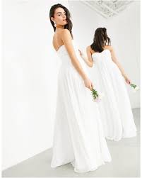 Check spelling or type a new query. Asos Synthetik Lyra Gerafftes Tragerloses Hochzeitskleid In Weiss Lyst