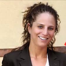 Owen Cooper, shot AdolescenceNetflix when he was 14 years old, & he played  a 13 year old. This kid will win an Oscar one day, as long as he surrounded  by a