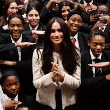 Meghan markle is a former american actress, best known for her role as paralegal rachel zane in us legal drama suits and for her lifestyle blog, the tig. Tdwpbvssykh34m