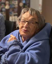 James Mouser Knoxville, TN James Benton Mouser, age 88, of Knoxville,  passed away November 28, 2016. Mr. Mouser was a WWII veteran and member of  the 108th Airborne. He was a long