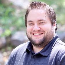 Darin Brady's Instagram, Twitter & Facebook