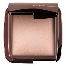 Amazon Com Hourglass Ambient Lighting Finishing Powder Luminous Light Shade Highlighting Powder 0 35 Ounce Face Powders Beauty