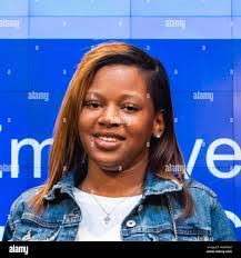 Danielle Howard's Instagram, Twitter & Facebook