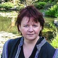 Wizard's handbook: How to make 50 magical spells by Anton Adams