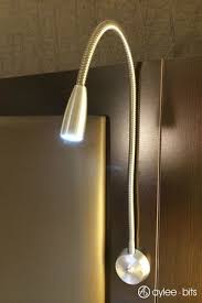 Reading Lights On Both Sides Of The Bed Picture Of Holiday Inn Express Suites Boston Cambridge Tripadvisor
