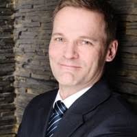 100+ perfiles de «Leber»