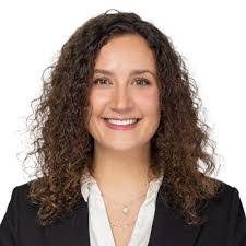 Pauline Mohr's Instagram, Twitter & Facebook