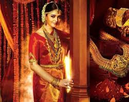 Bollywood Actresses In Kanjivaram Silk Sarees Bridal Jewellery Indian Traditional Indian Outfits Indian Bridal