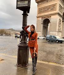 Ann Kathrin Gotze On Instagram Never Not Checking Out Other People And Their Looks Hot Boots Instagram Anne