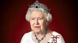 Nascido na grécia e conhecido pelas gafes, o duque de edimburgo foi o mais longevo consorte da história do reino unido. Rainha Elizabeth Tira Joias Da Gaveta Para Nova Foto Oficial Istoe Independente