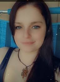 Tiffani Nicole's Instagram, Twitter & Facebook