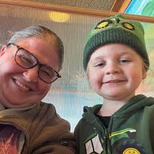 Seasons change, but His love remains the same. 💛