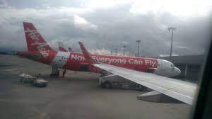 Background after arriving from adelaide, i just want to go back to kota kinabalu as soon as possible. Airasia Ak5130 Landing At Kota Kinabalu International Airport Youtube