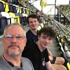 1991 pickup 22re this is as far as it warms up what's the issue can't be to  great to run this cold it also 90 degrees outside at idle it will rise