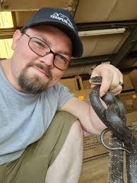 Brandon Hooten's Instagram, Twitter & Facebook