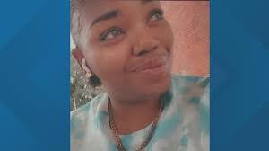 Jamila Perry's Instagram, Twitter & Facebook