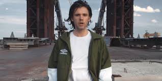 Maintenant, il sait ce qu'il veut et qu'il y est. Orelsan La Fete Est Finie Inout Cote D Azur