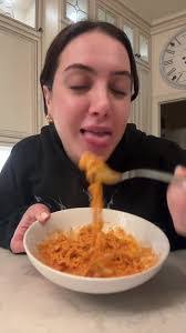 Ella Roscoe's Instagram, Twitter & Facebook