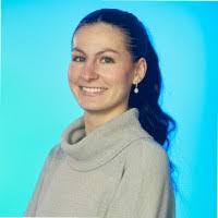 Stephanie Kiley's Instagram, Twitter & Facebook