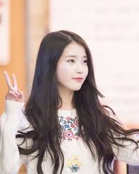 Pin By Stayzen On Iu Korean Beauty Asian Beauty Korean Celebrities