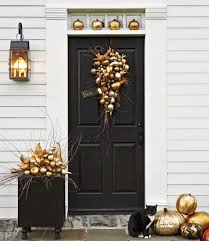 1001 Exemples D Une Decoration Halloween Elegante Et Stylee Decoration Halloween Portes D Entrees Automnales Porches D Automne
