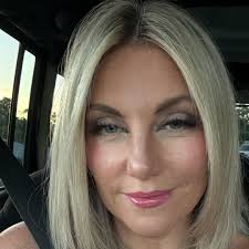 Jocelyn is Teen Miss Believe! In addition to her contemporary solo, she  debuted a lyrical piece in honor of my late mom, who passed unexpectedly  last year. Now that I've stopped crying,