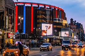 Tour Du Monde De La Langue Francaise Les Francophones A New York Voyage New York Ville New York Tour Du Monde